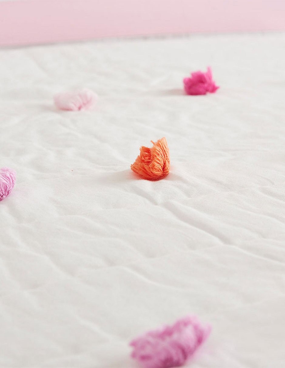 Funda para almohada Bright Pom Pom 2