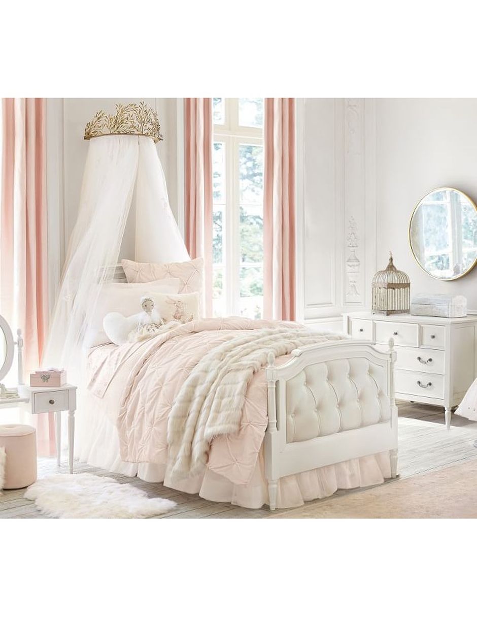 Cama blythe tufted de madera individual
