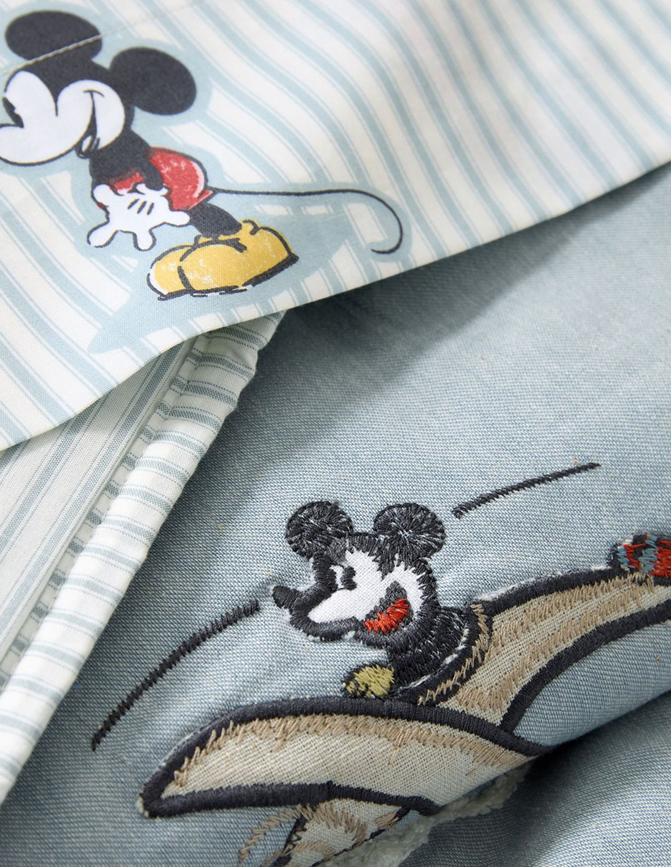 Colcha Mickey Clouds
