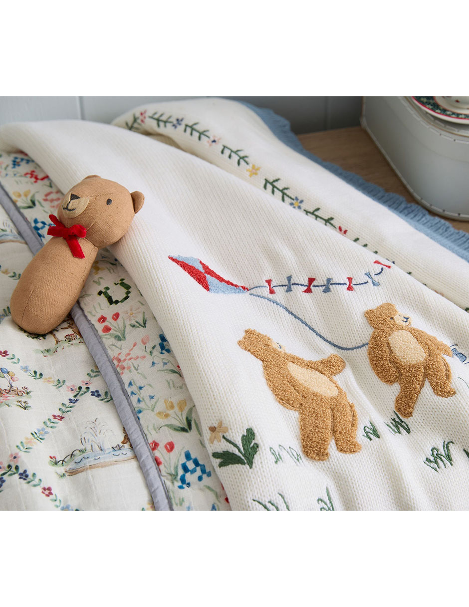 Cobija de tejido plano Riley Sheehey Bear para bebé
