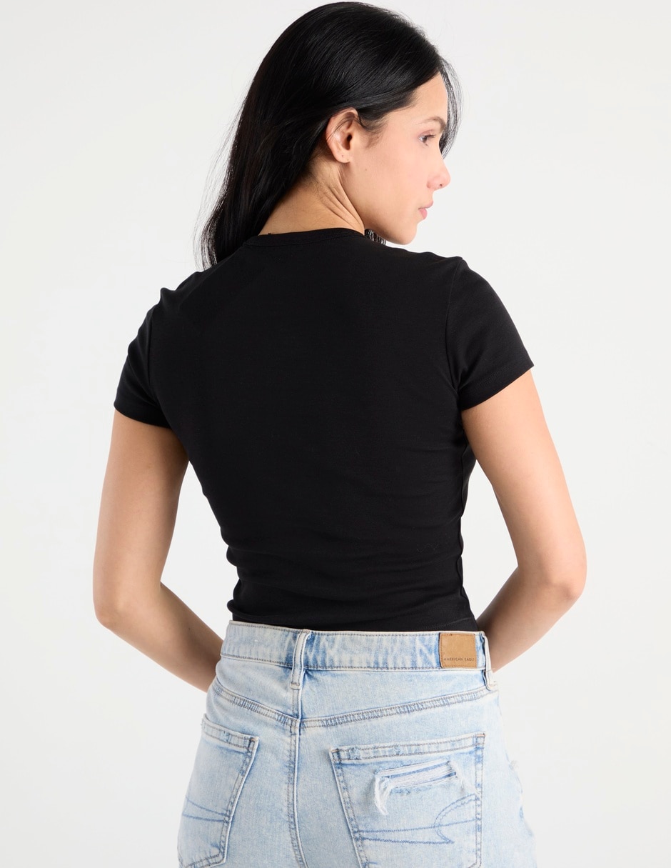 Playera manga corta cuello redondo mujer 2