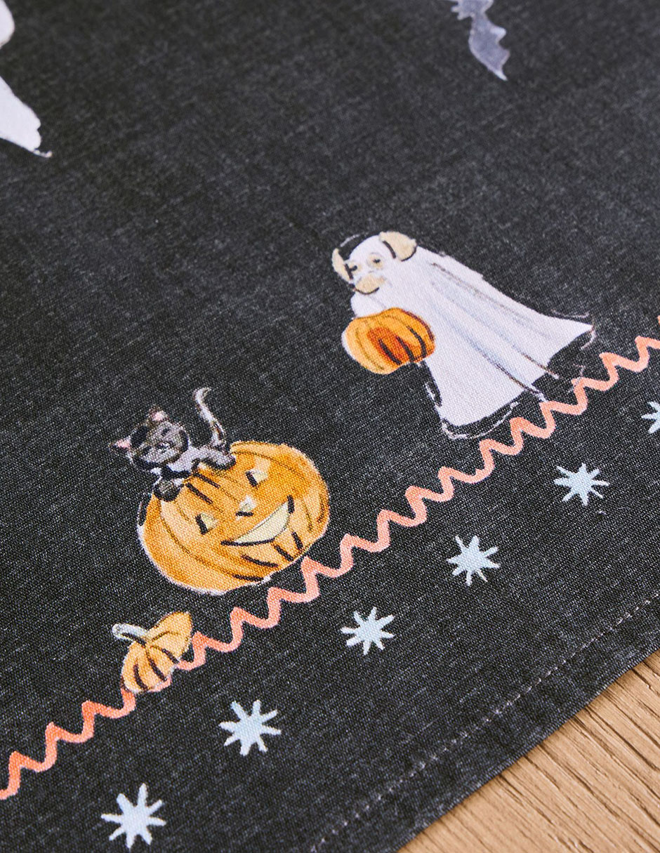 Camino de mesa rylee sheehey halloween 2