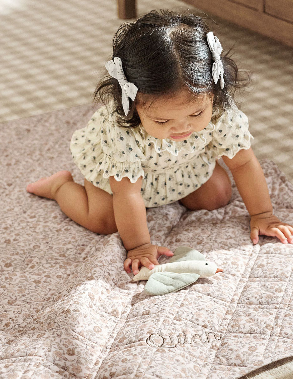 Cobija de tejido plano Rylee + Cru Wildflower 4